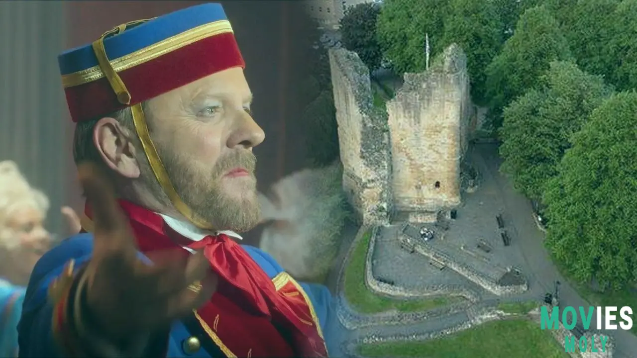 Kiefer Sutherland & Rebel Wilson Deck the Halls in New Christmas Movie 'Tinsel Town' image 4